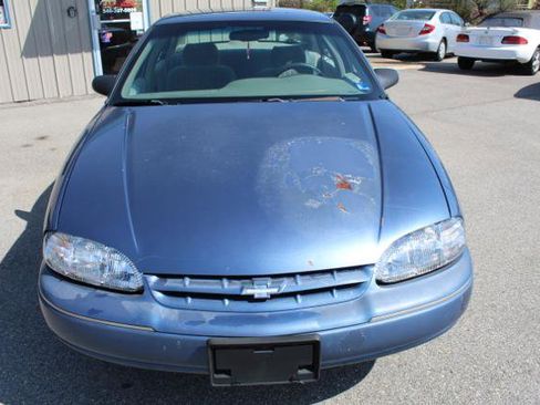 Used 1998 Chevrolet Lumina Sedan w/ Preferred Equipment Group 1 image 8