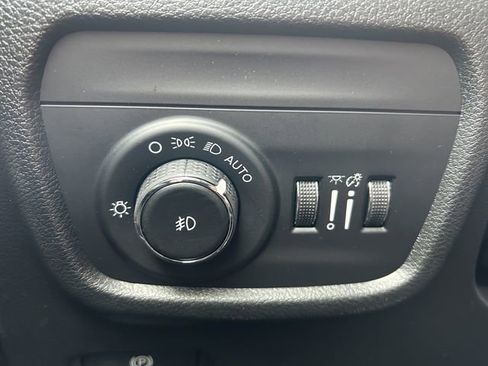 New 2026 Jeep Grand Cherokee Limited w/ Limited Altitude Package AWD/4WD image 27