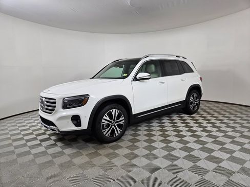 Certified 2025 Mercedes-Benz GLB 250 4MATIC image 3