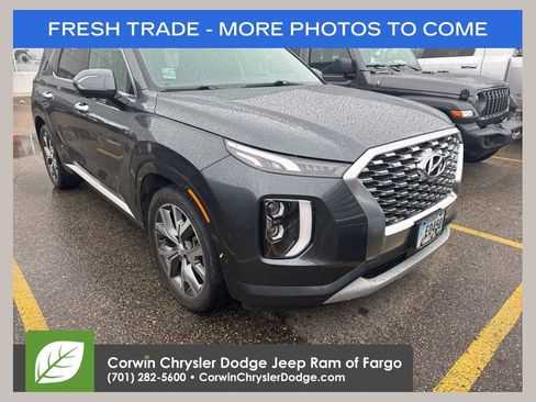 Used 2021 Hyundai Palisade Limited image 1