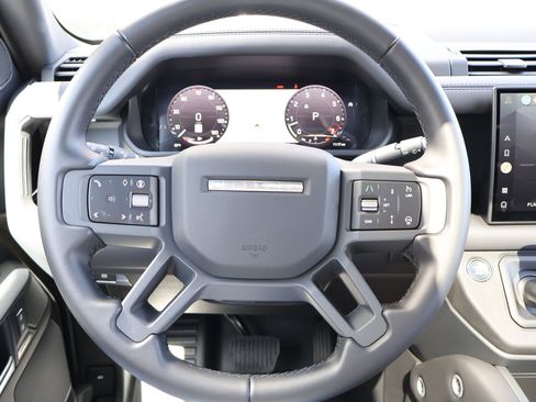 Certified 2025 Land Rover Defender 110 S AWD/4WD image 15