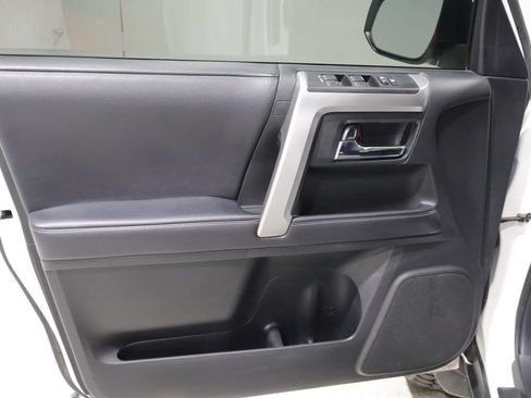 Used 2019 Toyota 4Runner SR5 AWD/4WD image 14