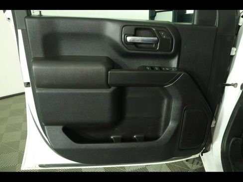 Used 2021 GMC Sierra 2500 4x4 Crew Cab w/ Convenience Package image 13