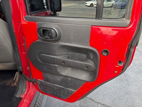 Used 2010 Jeep Wrangler Unlimited Sport image 25