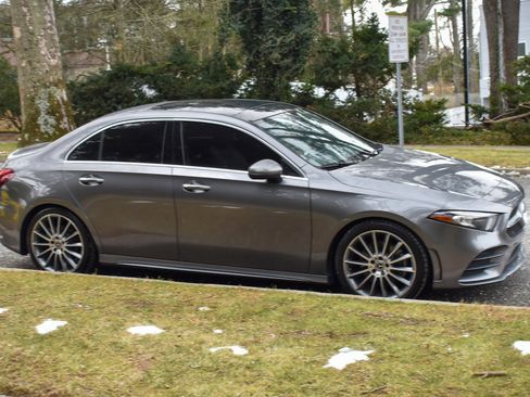 Used 2019 Mercedes-Benz A 220 image 11