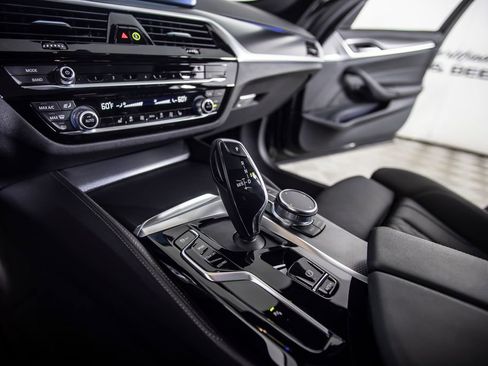 Used 2023 BMW 530i w/ M Sport Package RWD image 32