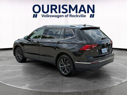 Used 2023 Volkswagen Tiguan SE FWD image 4
