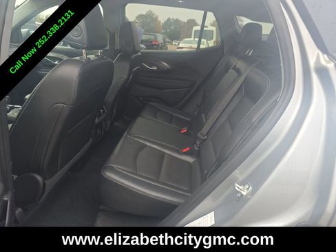 Used 2024 GMC Terrain SLT image 5
