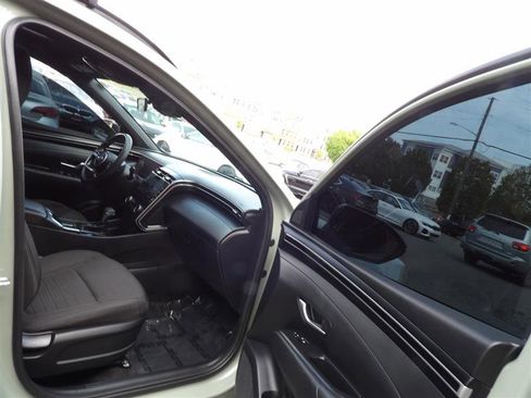 Used 2022 Hyundai Santa Cruz SEL w/ Activity Package image 14