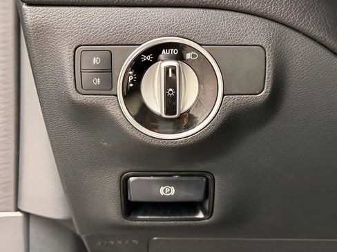 Used 2016 Mercedes-Benz GLA 250 image 43