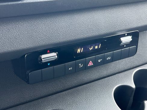 New 2025 Mercedes-Benz Sprinter 2500 image 20