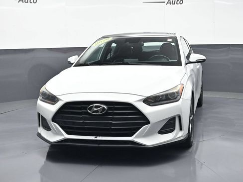 Used 2019 Hyundai Veloster 2.0 Premium FWD image 4