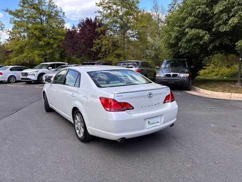 Used 2005 Toyota Avalon XL FWD image 6