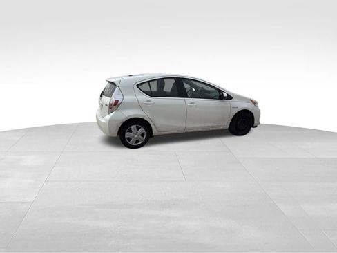 Used 2014 Toyota Prius C Two image 4