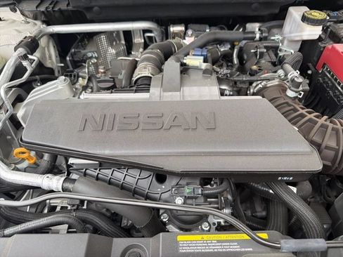 Used 2026 Nissan Rogue S FWD image 19