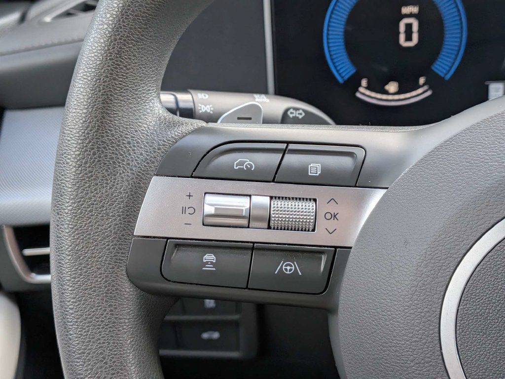 Used 2025 Hyundai Sonata SEL FWD image 20