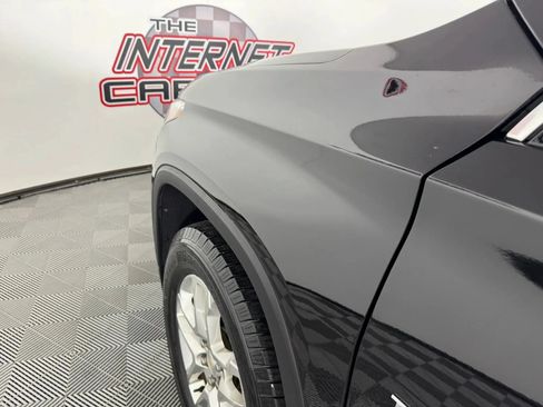 Used 2020 Chevrolet Traverse LT w/ LPO, Black Accent Package AWD/4WD image 23