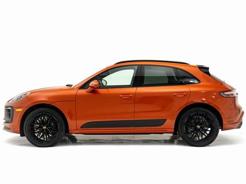 Certified 2024 Porsche Macan GTS image 2