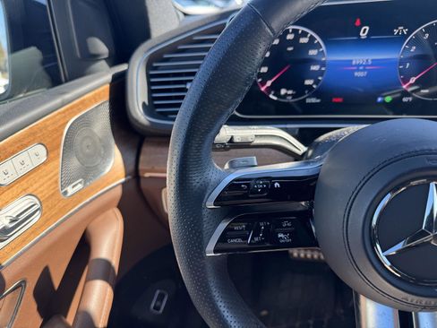 Certified 2025 Mercedes-Benz GLS 450 4MATIC image 10