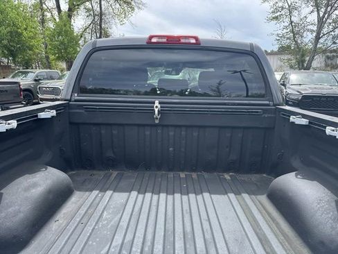 Used 2019 Toyota Tundra SR5 w/ SR5 Upgrade Package image 21