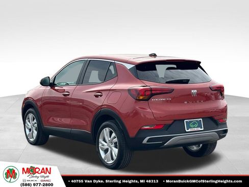 Certified 2024 Buick Encore GX Preferred FWD image 3