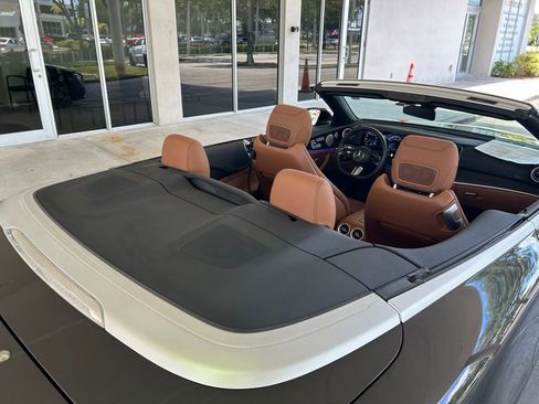 Used 2023 Mercedes-Benz E 450 Cabriolet image 7