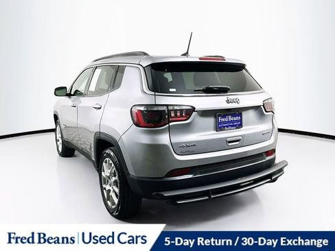 Used 2023 Jeep Compass Latitude AWD/4WD image 5