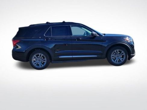 New 2025 Ford Explorer Active w/ Active Comfort Package image 8