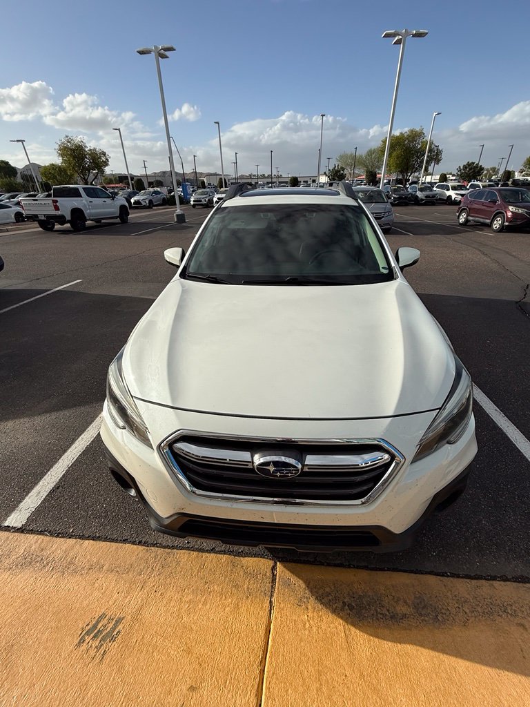 Used 2019 Subaru Outback 3.6R Limited AWD/4WD image 6