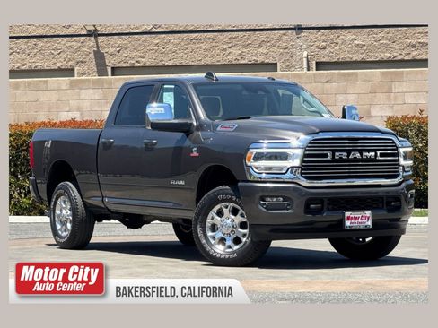 Used 2024 RAM 2500 Laramie w/ Safety Group AWD/4WD image 1