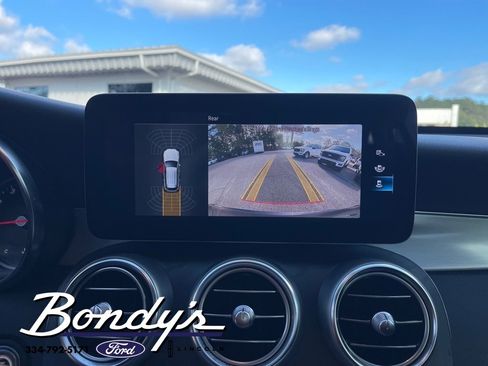 Used 2021 Mercedes-Benz GLC 300 image 8