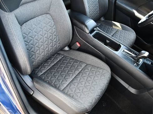 Used 2025 Nissan Kicks SV FWD image 27