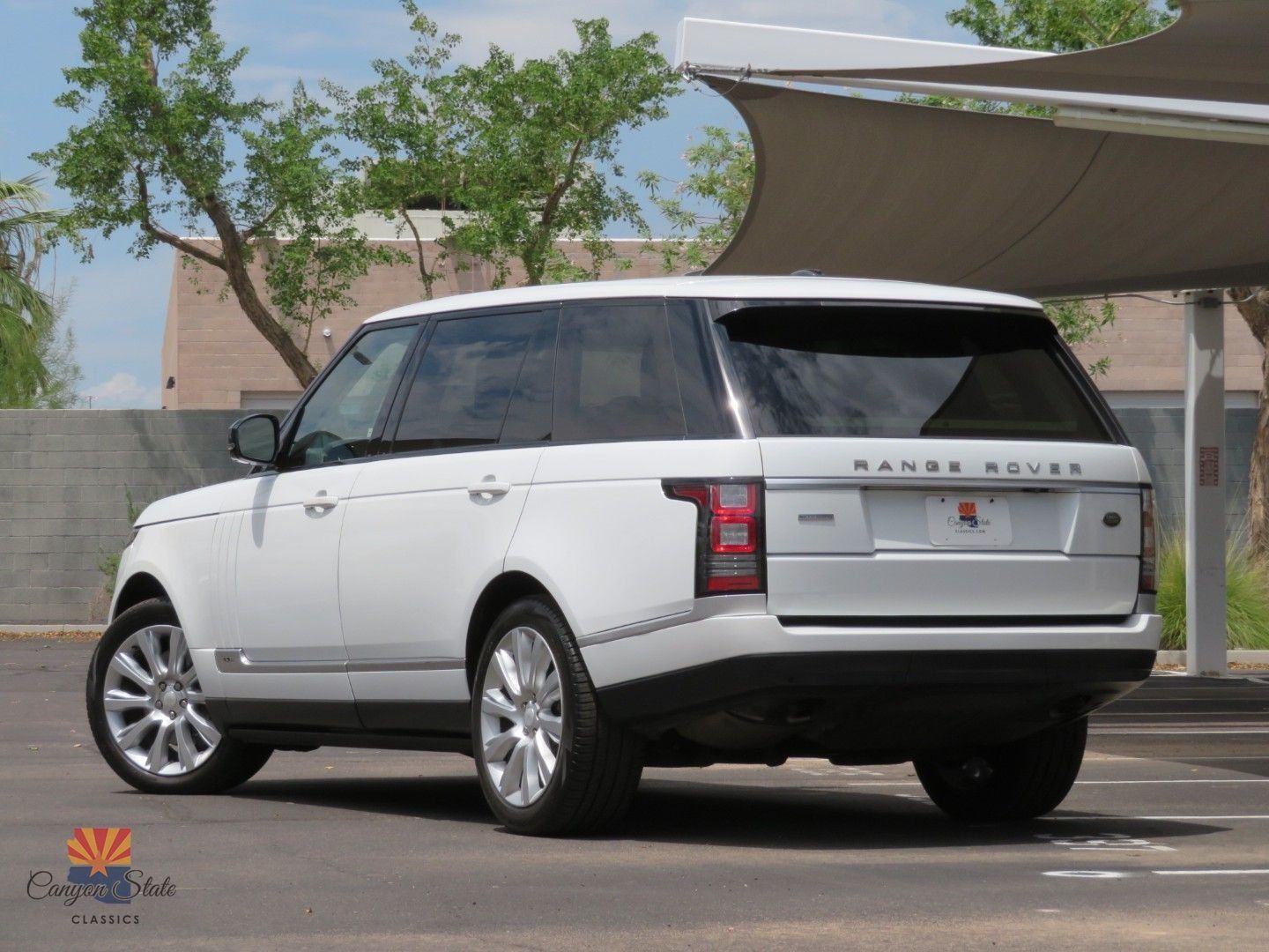 Used 2014 Land Rover Range Rover Long Wheelbase Supercharged AWD/4WD image 4