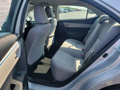 Used 2014 Toyota Corolla LE FWD image 13