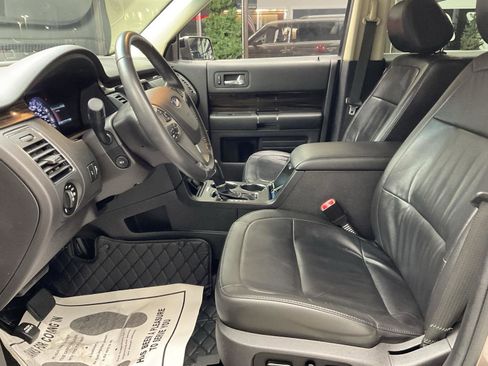 Used 2019 Ford Flex SEL w/ Equipment Group 202A image 9