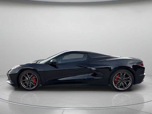 Used 2023 Chevrolet Corvette Stingray Premium Conv w/ Stealth Interior Trim Package image 5