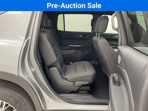 Certified 2024 Chevrolet Traverse LT image 12