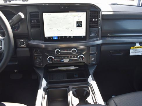 Used 2025 Ford F350 Lariat image 22