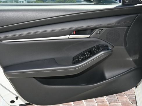 New 2026 MAZDA MAZDA3 s FWD image 10