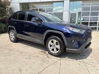Used 2020 Toyota RAV4 XLE FWD video 2