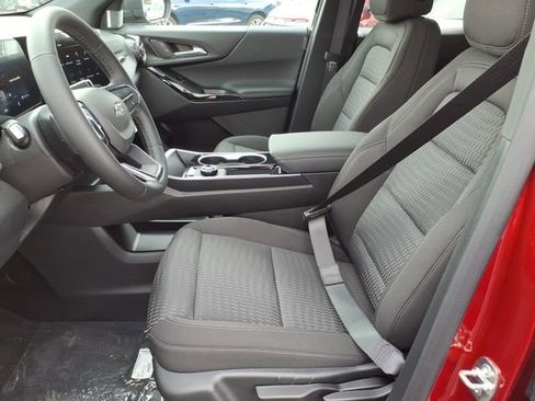 New 2026 Chevrolet Equinox LT FWD image 6