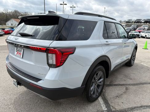 New 2026 Ford Explorer Active image 7
