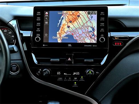 Used 2023 Toyota Camry XSE w/ Navigation Package image 29
