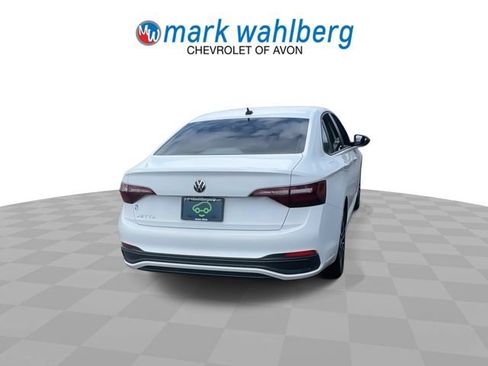 Used 2024 Volkswagen Jetta Sport FWD image 7