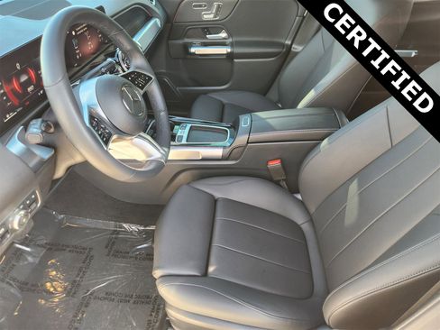 Certified 2025 Mercedes-Benz GLB 250 image 3