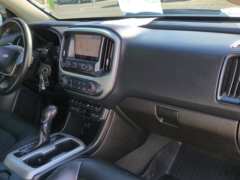 Used 2022 Chevrolet Colorado ZR2 w/ ZR2 Dusk Special Edition image 31