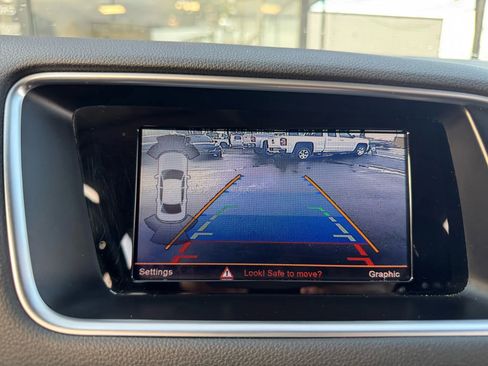 Used 2017 Audi Q5 2.0T Premium image 28