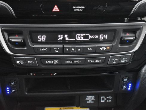 Used 2022 Honda Passport Elite image 9