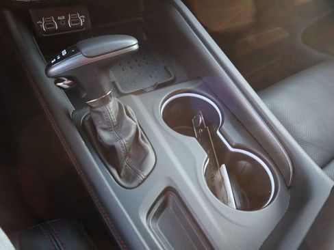 Used 2025 Dodge Durango GT image 21