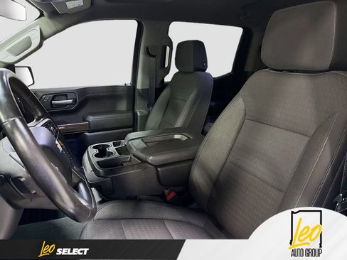 Used 2021 Chevrolet Silverado 1500 LT AWD/4WD image 23